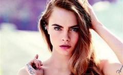 Así es el nuevo tatuaje de Cara Delevingne