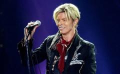 La subasta de Bowie recauda 24 millones de libras en un día