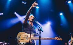 Sting reabre la sala Bataclan en París a un año del atentado