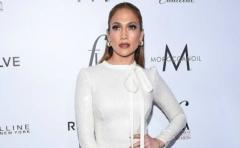 La hija de Jennifer Lopez apunta maneras de diseñadora