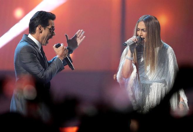 Marc Anthony se separa tras besarse con Jennifer López. EFE