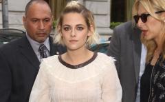 La actriz Kristen Stewart tiene nueva pareja