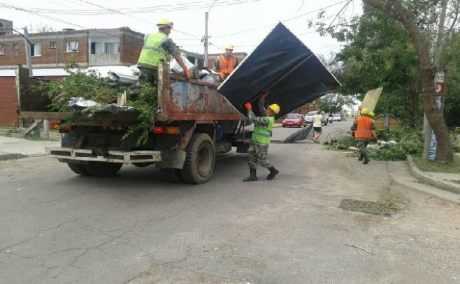 Ejército colabora intensamente en zonas afectadas por temporal