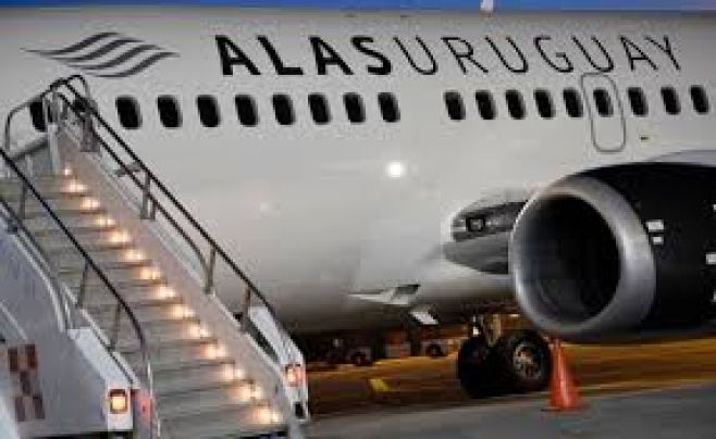 Alas Uruguay presentará funcionarios a brasileña Azul Alas Uruguay presentará funcionarios a brasileña Azul