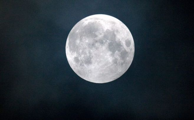 La Luna es más vieja de lo pensado