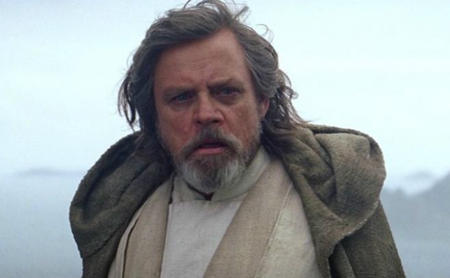 Mark Hamill como Luke Skywalker . Star Wars: The Force Awakens