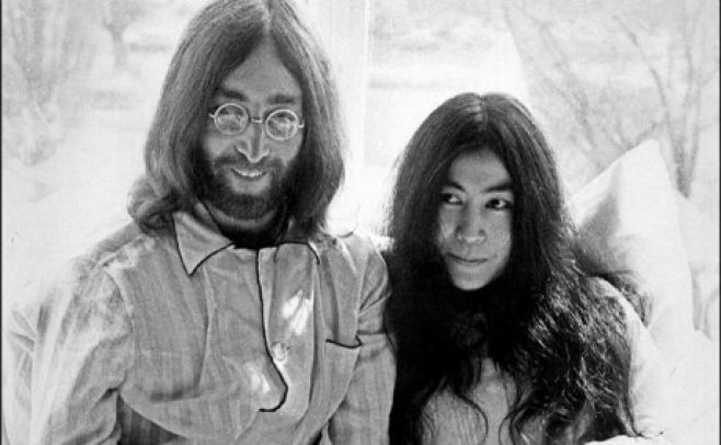 Yoko Ono hará película sobre su relación con John Lennon