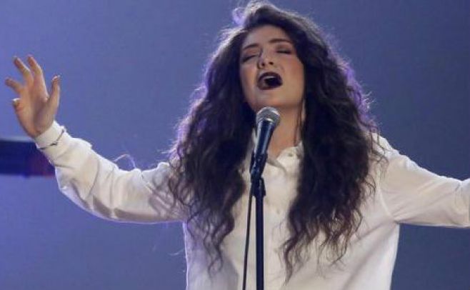 Lorde regresa a la música con "Green light"