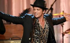 Bruno Mars presentó el video de "That's What I Like"