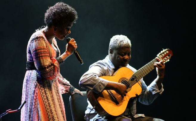 La magia de Caetano Veloso cautivó a Montevideo. Manuel Jarovisky/El Espectador