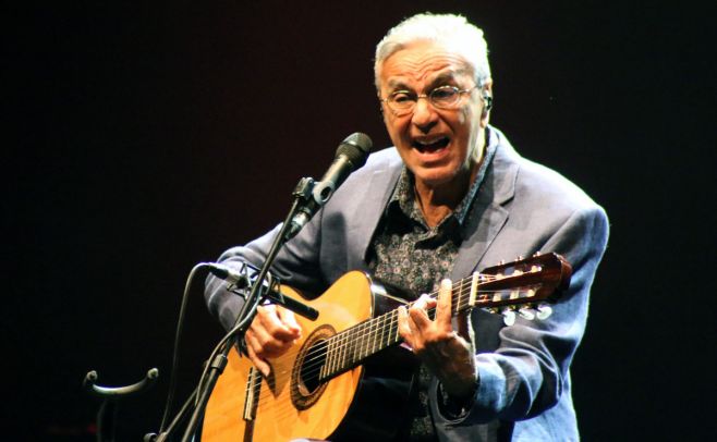 La magia de Caetano Veloso cautivó a Montevideo. Manuel Jarovisky/El Espectador