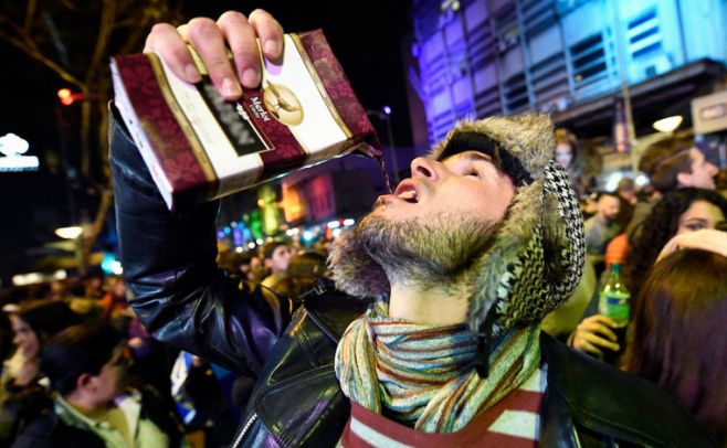 Gallo: nadie se va morir por comprar alcohol antes de las 10 de la noche