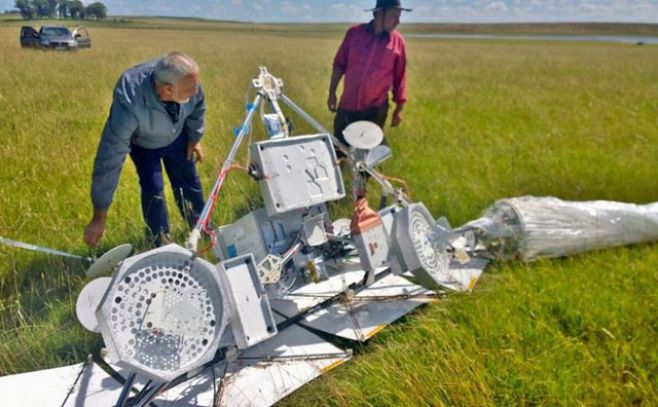 Otro globo del proyecto Loon de Google aterrizó en Uruguay. Foto: Facebook Enrique Puentes