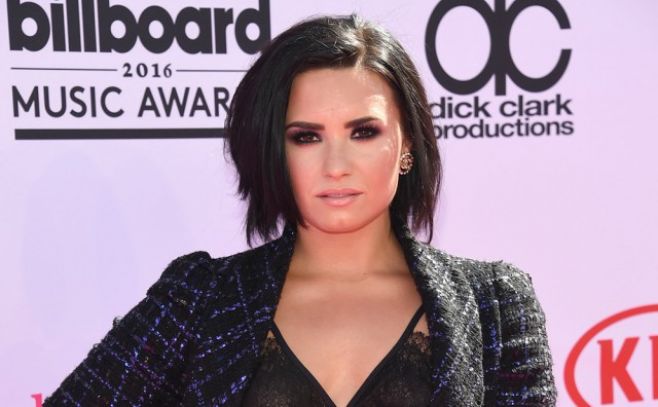 Demi Lovato defiende a las 'divas' de su generación