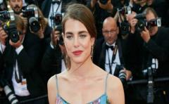 El amor de Charlotte Casiraghi y Dimitri Rassam Bouquet