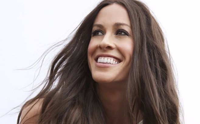 Condenado a prisión el exmánager que robó 4,8 millones a Alanis Morissette