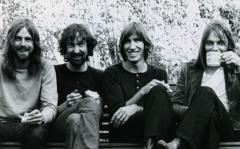 Una muestra recorre los 50 años de Pink Floyd