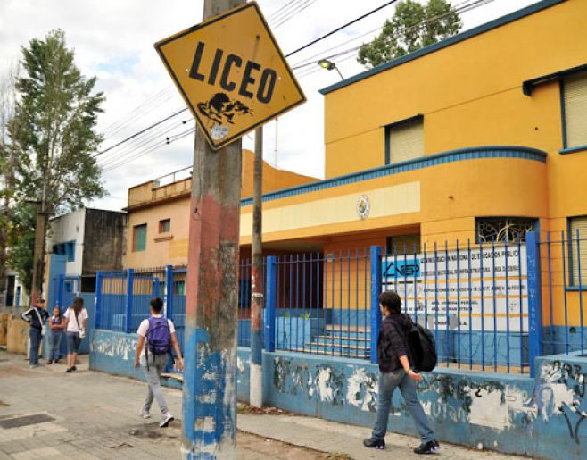 Paros de secundaria en todo el país