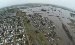 Inundaciones: Vecinos de Salto reclaman dique para bloquear creciente de Río Uruguay
