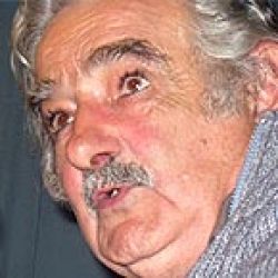 Mujica: Ehrlich es más que un intendente