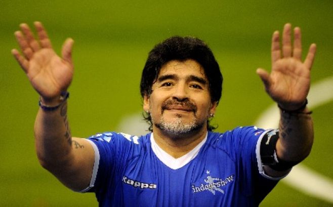 Maradona recibe hoy la ciudadanía honorífica de Nápoles