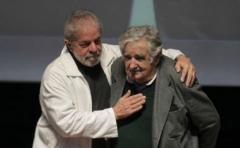 Mujica dice a Lula que "la pelea continúa" a pesar de jueces y prensa