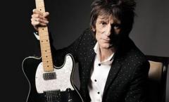 Guitarrista de Rolling Ronnie Wood dice que fue operado de cáncer de pulmón