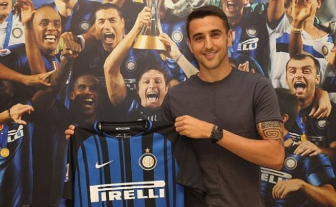 Vecino desea debutar en el Inter con un doblete como Recoba