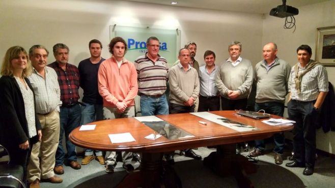 Sistema de riego por pivot, tecnología de punta para el cultivo de forraje