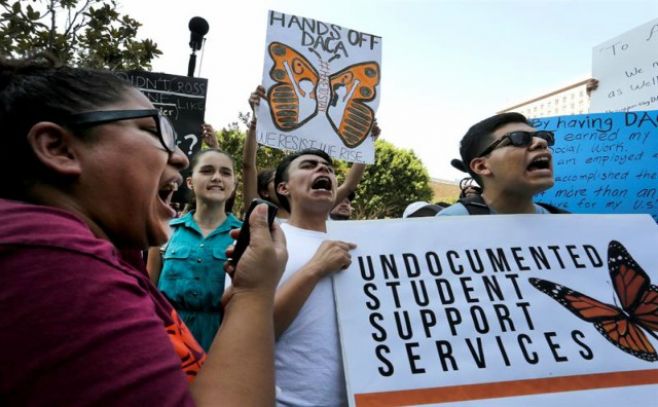 Trump suspendió emblemático programa de Obama sobre inmigración
