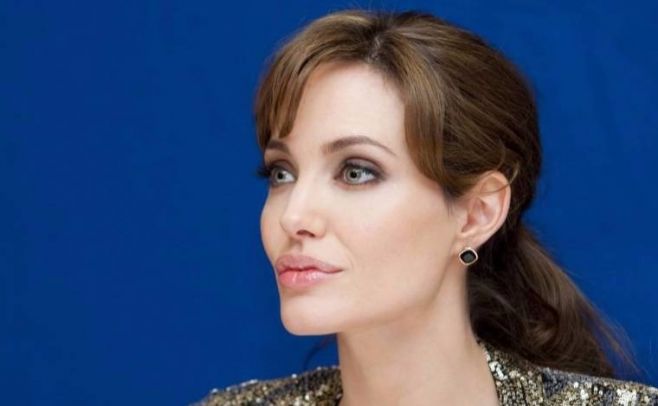 Angelina Jolie dice estar más fuerte después de varios altibajos