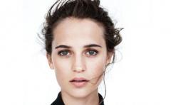 Alicia Vikander, la nueva "Lara Croft", llegó a San Sebastián