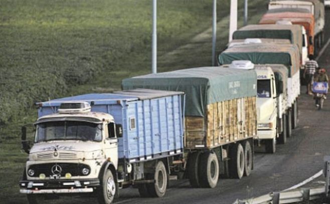 Baja del 10% en el área de arroz repercute en el transporte