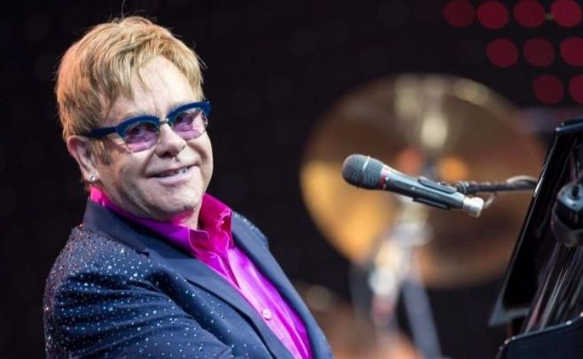 Elton John publicará en noviembre la colección de éxitos "Diamonds"