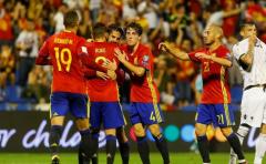 España, al Mundial; Islandia y Serbia, a un paso