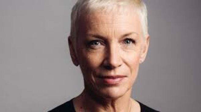 Alemania premia a Annie Lennox por activismo ecológico y social