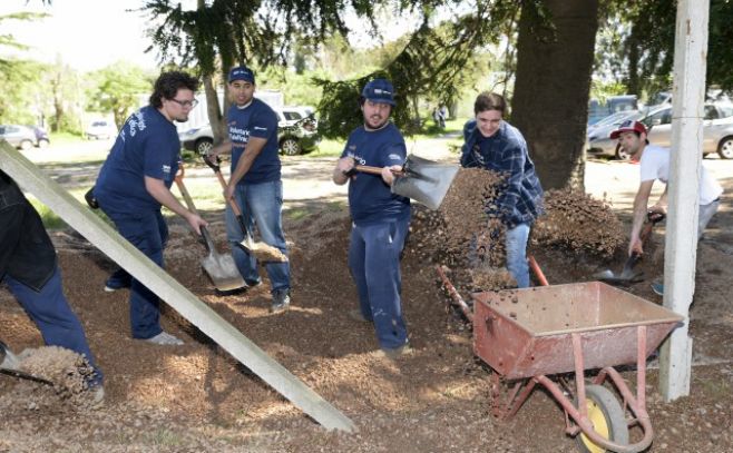 TELEFÃ"NICA - MOVISTAR celebró un nuevo Día Internacional del Voluntario Telefónica