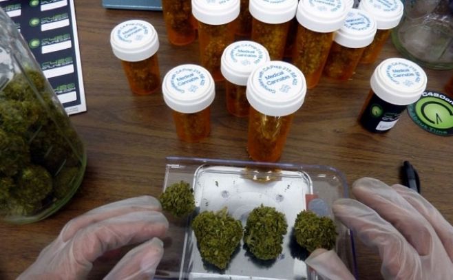 Quedó habilitada la venta de marihuana medicinal en farmacias