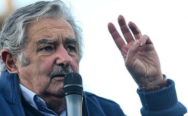 Mujica: "Si tenemos mucho, mucho petróleo, estamos fritos"