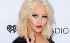 Christina Aguilera homenajeará a Whitney Houston en los American Music Awards