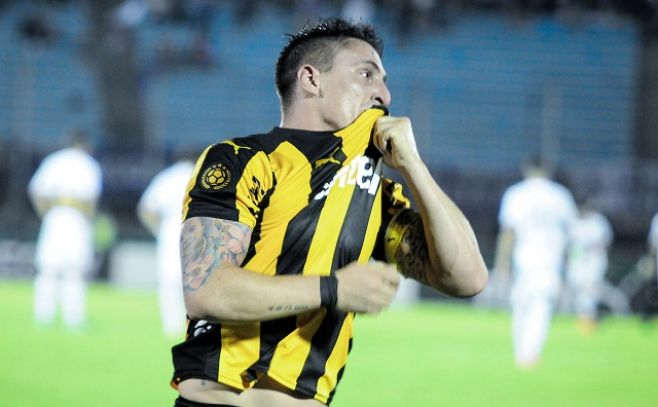 Con gol del "Cebolla", Peñarol se quedó con la Anual