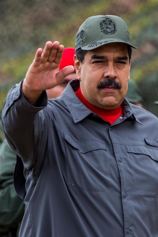 Maduro anunció que no asistirá al traspaso presidencial en Chile