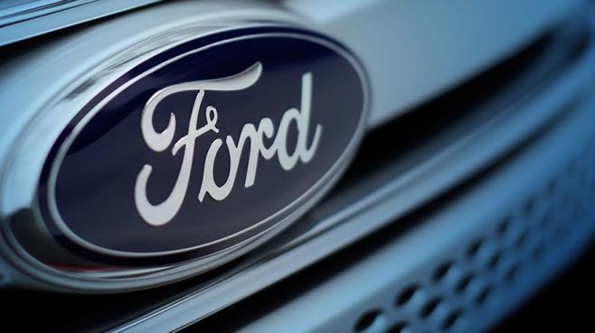 Ford llama a revisión casi 350.000 vehículos en Norteamérica