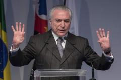 Temer dice que en Brasil se tienen que cumplir las leyes y la Constitución