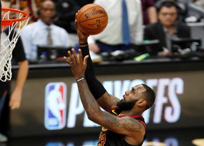 Rockets dominan; Cavaliers y Jazz se recuperaron