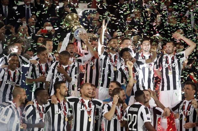 Juventus conquista su cuarta Copa Italia consecutiva y hunde al Milan