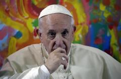 El papa pide que cese la violencia