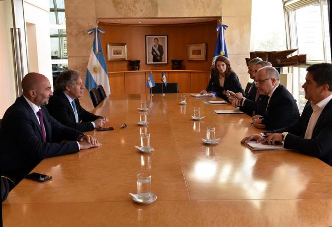 Obispos de Nicaragua invitan a Luis Almagro a mesa de diálogo nacional