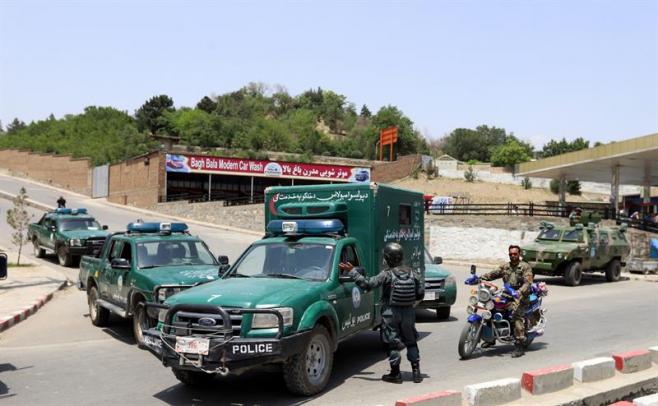 Al menos 12 muertos y 31 heridos en ataque suicida en Kabul