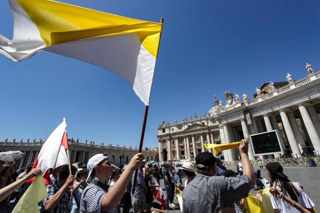 Los católicos en el mundo aumentan un 1,1 %, con África a la cabeza